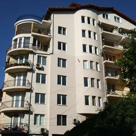 Veliko Tarnovo Apartments *