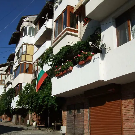 アパート Veliko Tarnovo Apartments *