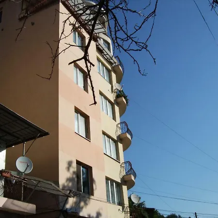 Veliko Tarnovo Apartments アパート ヴェリコ・タルノヴォ